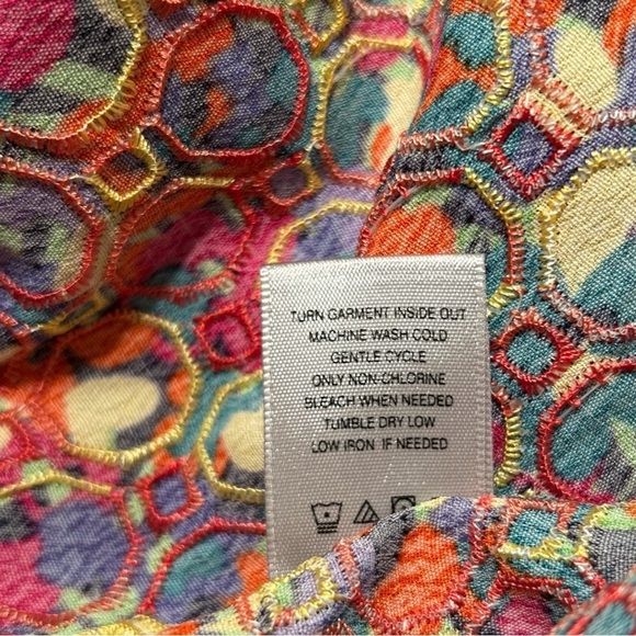 JOHN MARK Multicolor Embroidered Eyelet Tunic Top Wire Collar Roll-Tab Sleeve M - Picture 12 of 12